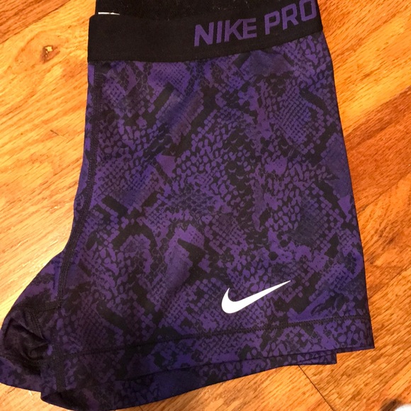 nike pro volleyball shorts black
